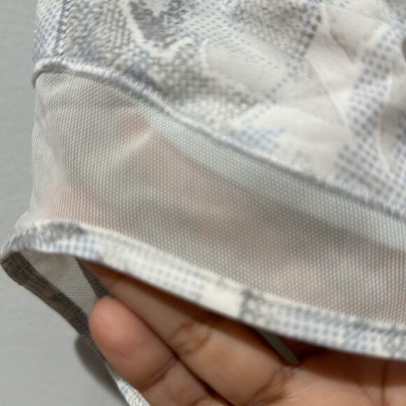 Lululemon Hotty Hot Short II Grey White Size 10 Tall - Picture 3 of 8